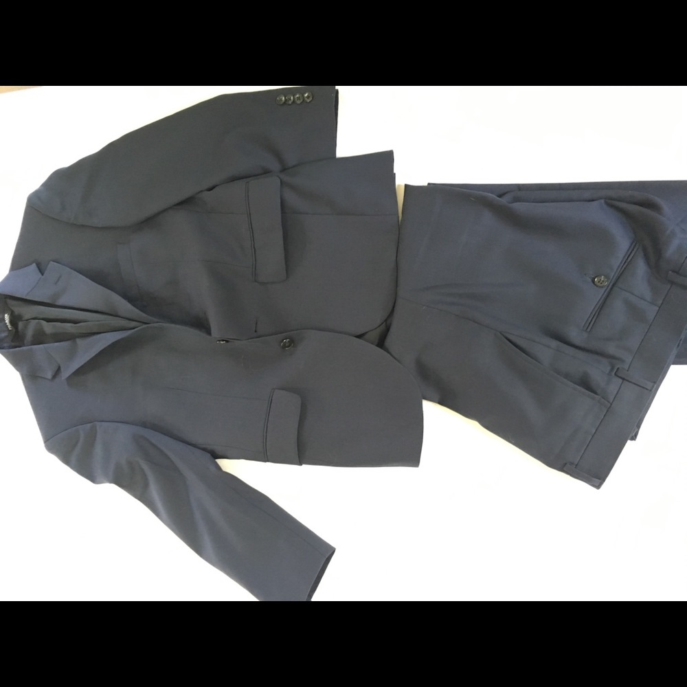 Joseph a Bank Navy jacket and pants
